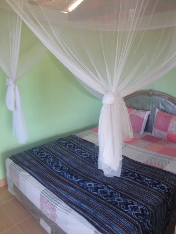 Kuta Bay Homestay Bagian luar foto