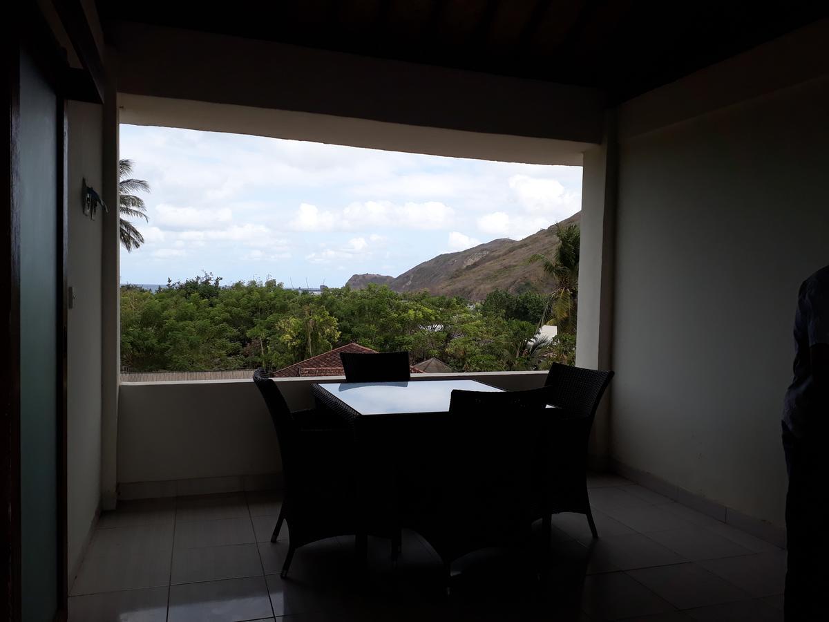 Kuta Bay Homestay Bagian luar foto